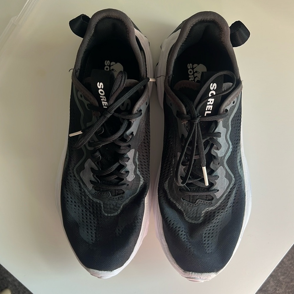 Sorel tennis shoes